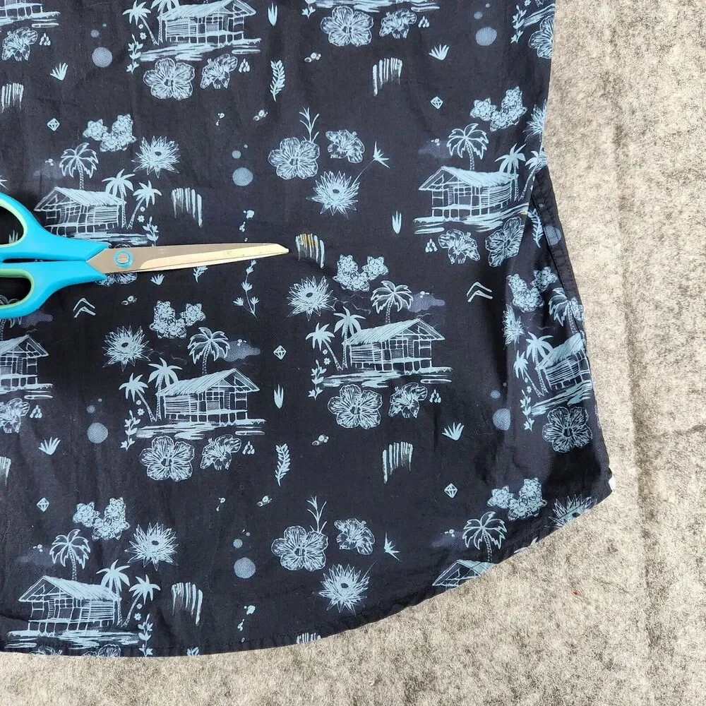 7 Diamonds Shirt Mens XL Blue Lake House Floral All Over Print Palms‎ La Villa